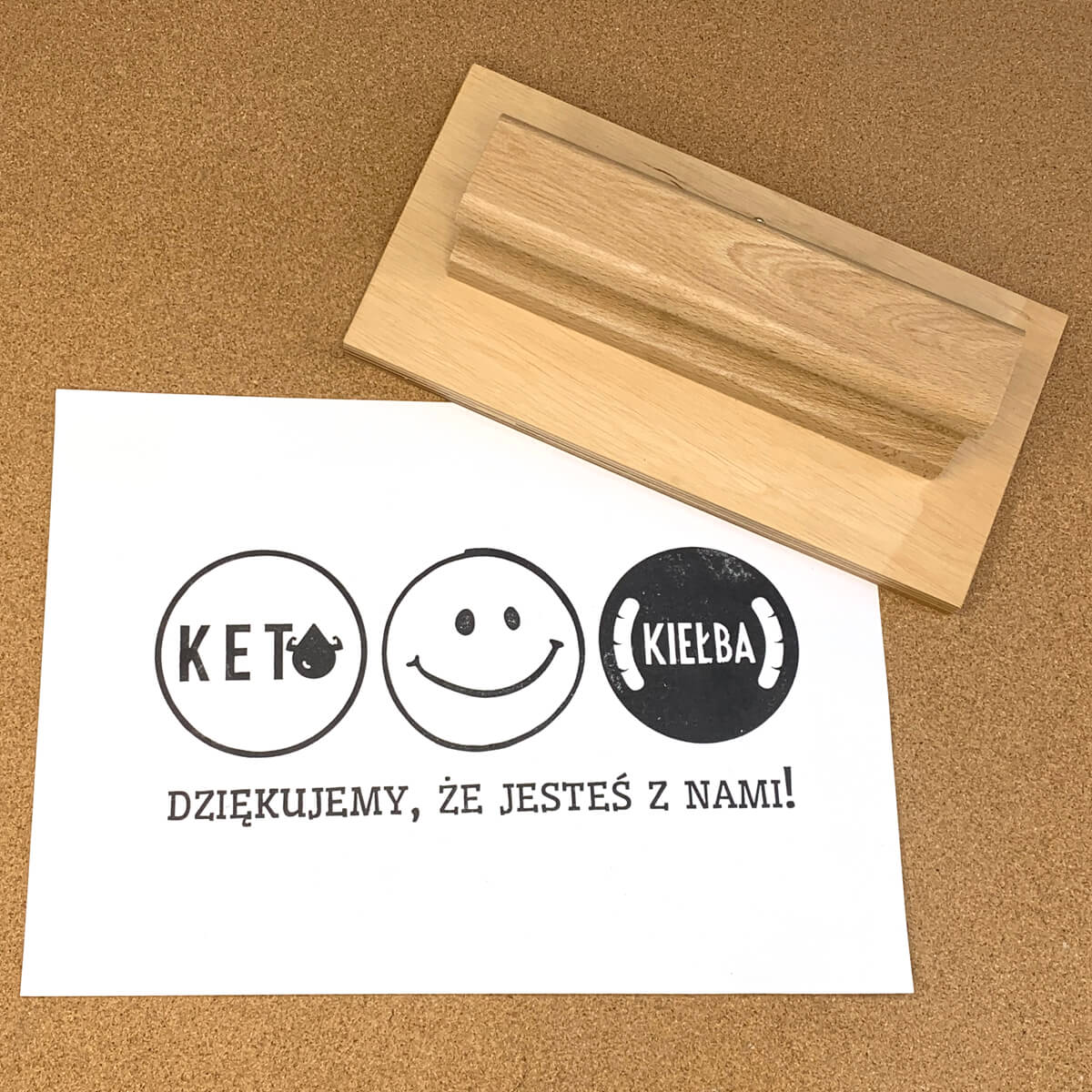 Stempel firmowy z indywidualnym grawerem – przykład realizacji